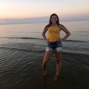 Meet your Posher, Marina